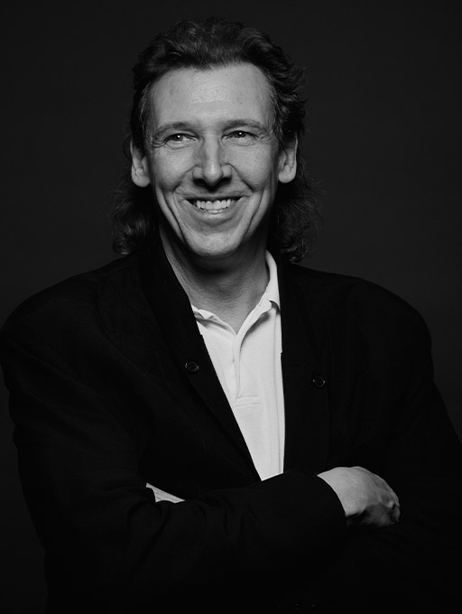 Roland Schott